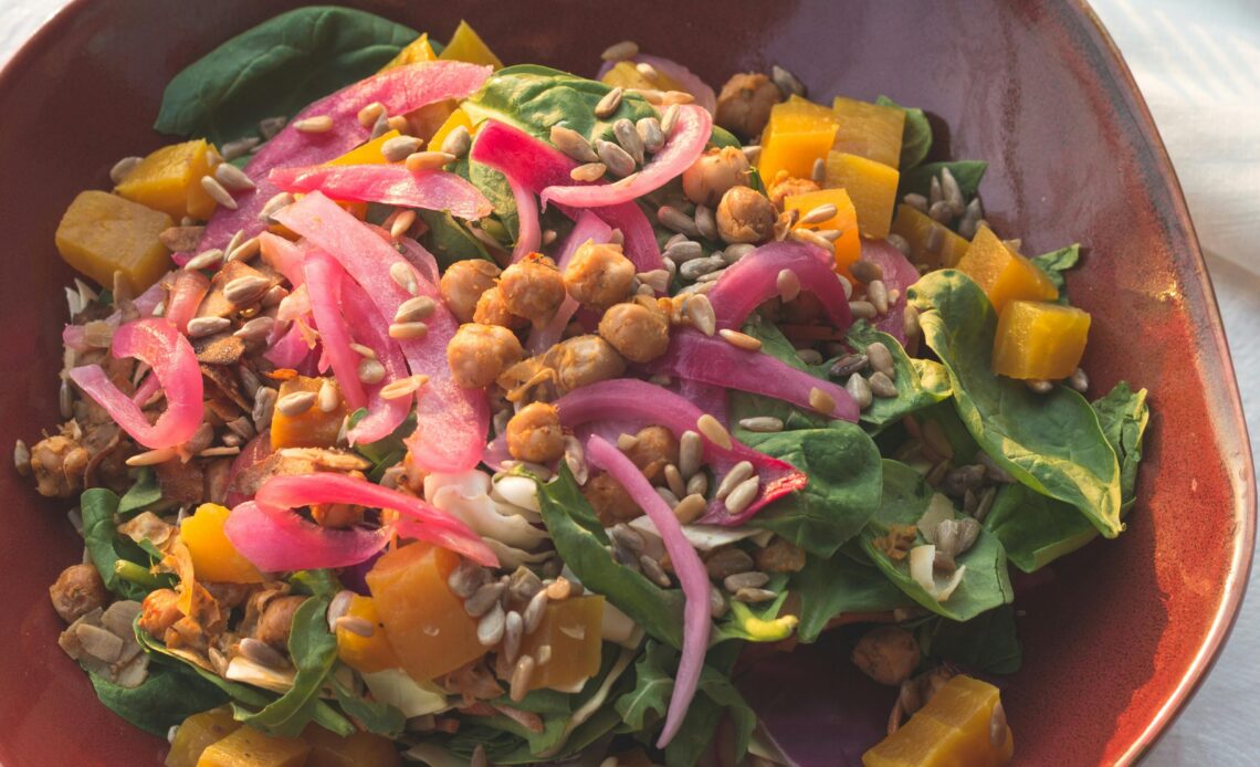 healthy-chickpea-salad